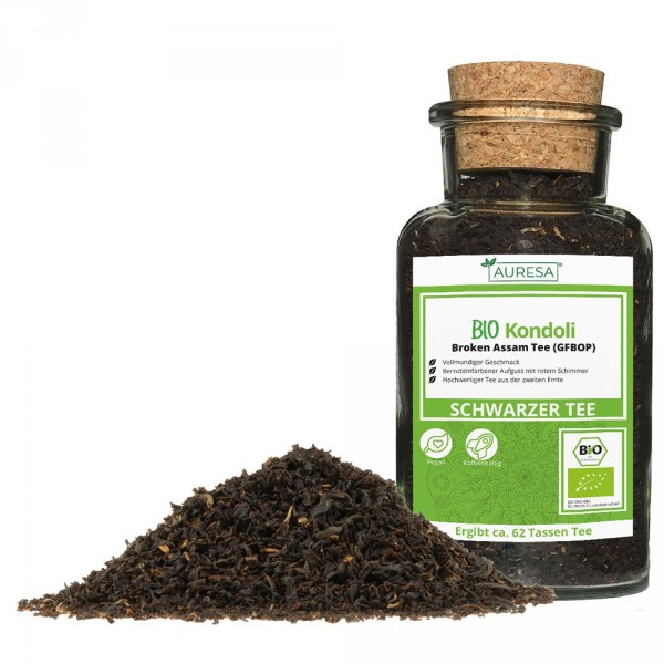 Loose black tea organic Kondoli from Assam in a glass