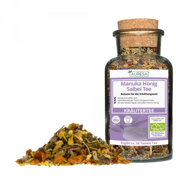 Loose herbal tea Manuka Honig Salbei Tee with glass